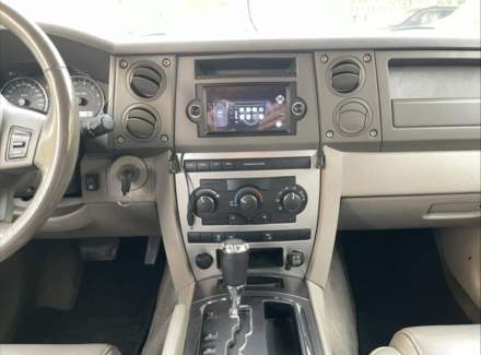 Jeep - Commander