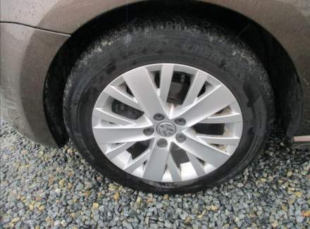 Volkswagen - Polo