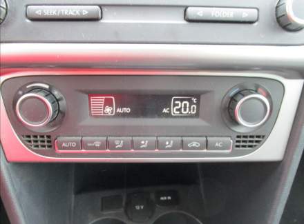 Volkswagen - Polo