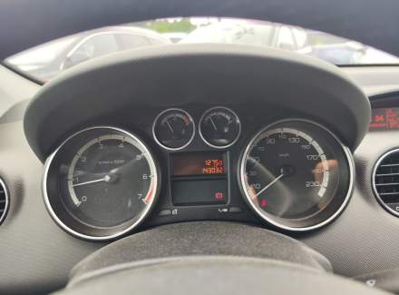 Peugeot - 308