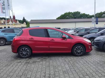 Peugeot - 308