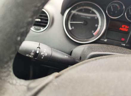 Peugeot - 308