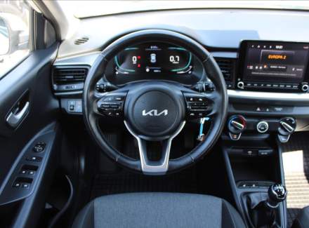 Kia - Stonic