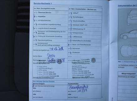 Volkswagen - Golf