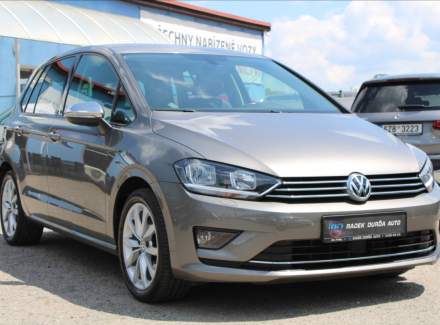 Volkswagen - Golf