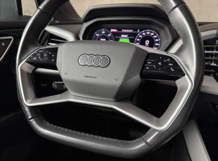 Audi - Q4 e-tron