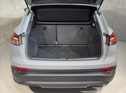 Audi - Q4 e-tron