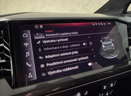 Audi - Q4 e-tron