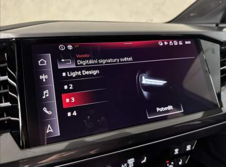 Audi - Q4 e-tron