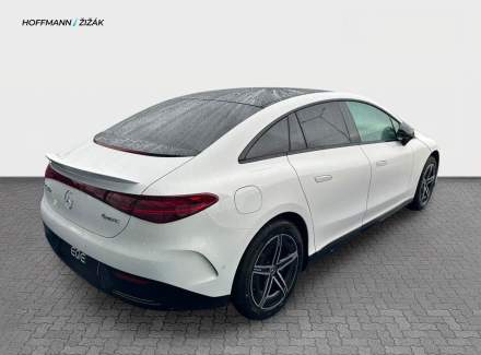 Mercedes-Benz - EQE