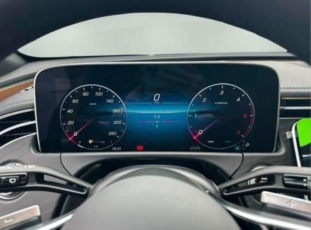 Mercedes-Benz - E-class