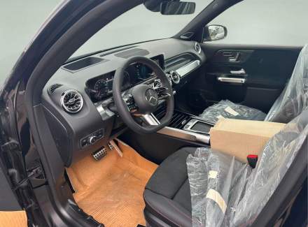 Mercedes-Benz - GLB
