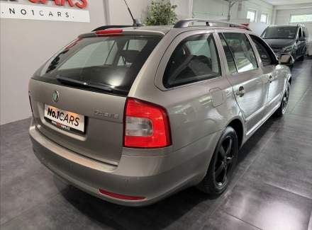 Škoda - Octavia