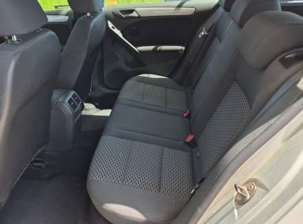 Volkswagen - Golf