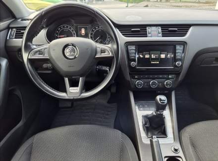 Škoda - Octavia
