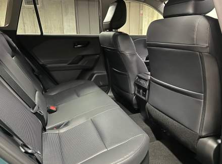Toyota - RAV 4