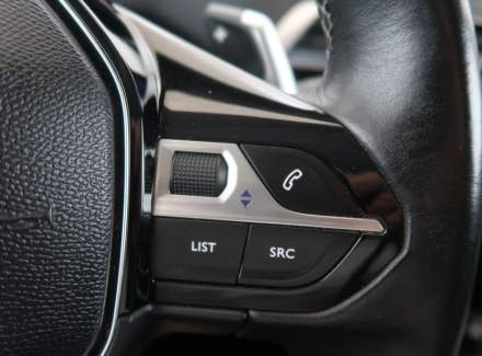 Peugeot - 3008