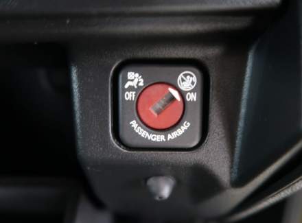 Peugeot - 3008