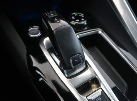 Peugeot - 3008