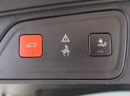 Peugeot - 3008