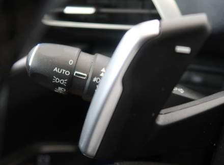 Peugeot - 3008