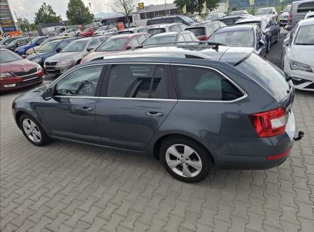 Škoda - Octavia
