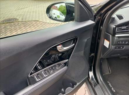 Kia - Niro