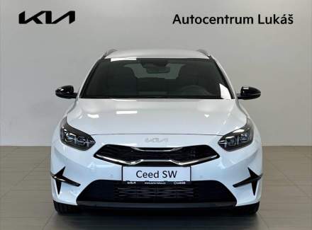 Kia - Cee'd