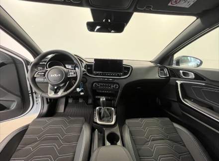 Kia - Cee'd