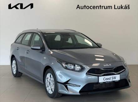 Kia - Cee'd