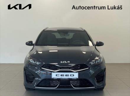 Kia - Cee'd