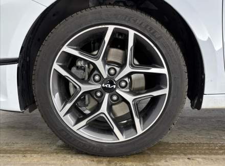 Kia - Cee'd