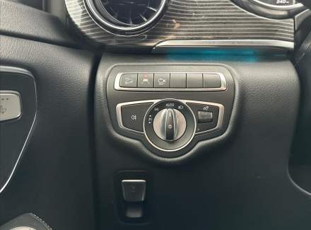 Mercedes-Benz - V-class