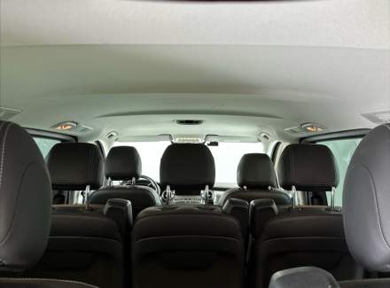 Mercedes-Benz - V-class