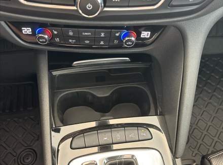 Opel - Insignia