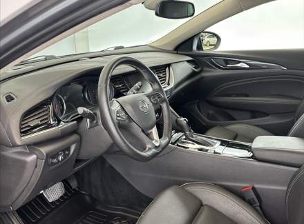 Opel - Insignia