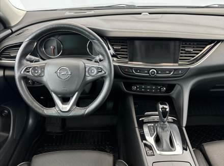 Opel - Insignia