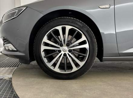 Opel - Insignia