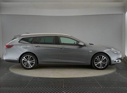Opel - Insignia