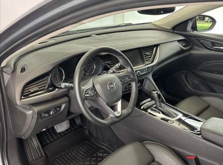 Opel - Insignia