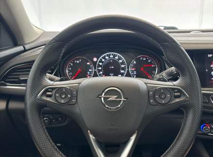 Opel - Insignia