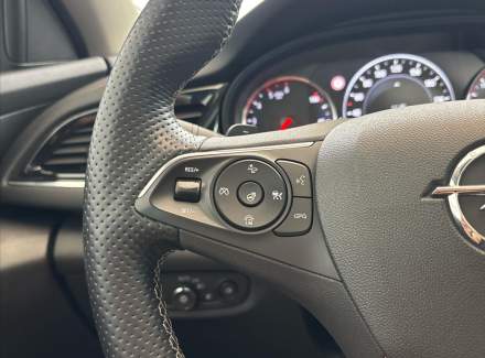 Opel - Insignia