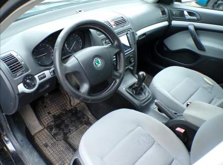 Škoda - Octavia