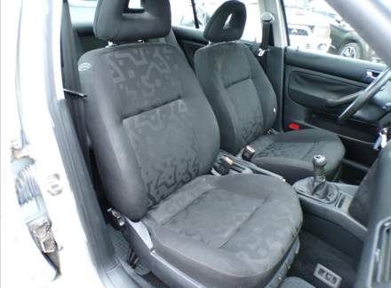 Volkswagen - Bora