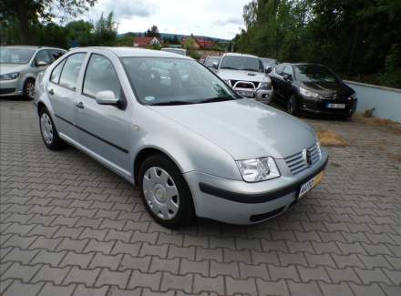 Volkswagen - Bora