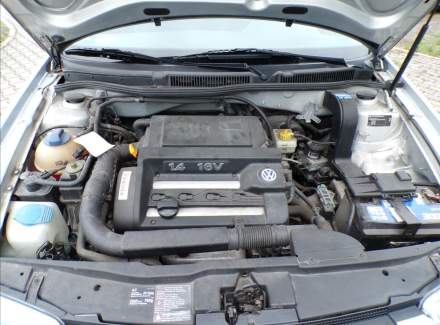 Volkswagen - Bora