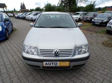 Volkswagen - Bora