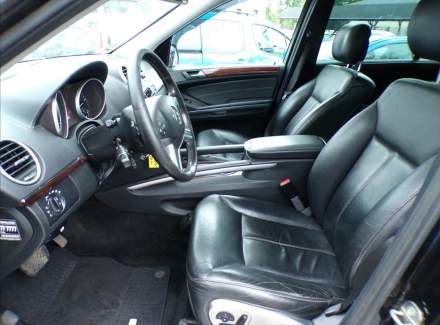 Mercedes-Benz - GL