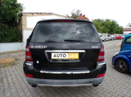 Mercedes-Benz - GL