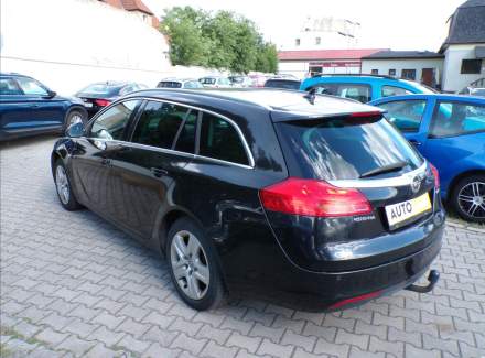Opel - Insignia